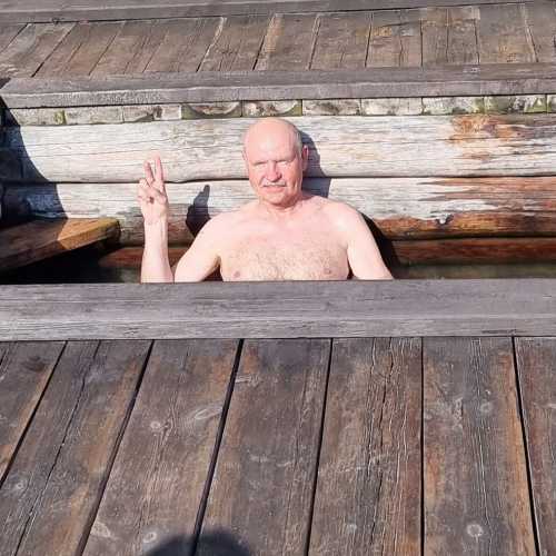 бухта Змеиная, Россия