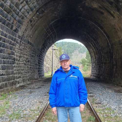 Половинный мыс, Россия