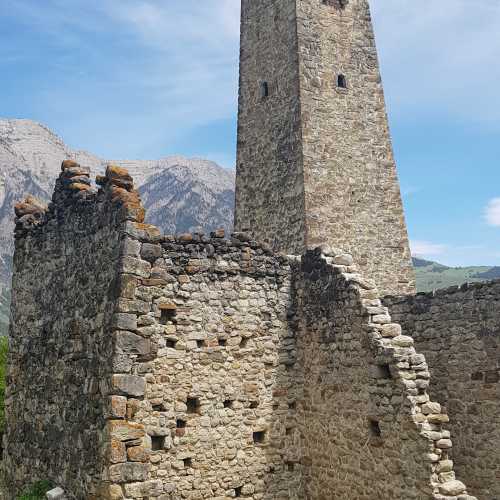 Эрзи, Россия