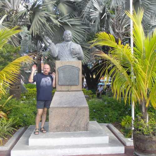 Нассау, Багамские о-ва