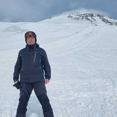 Поляна Азау, Россия