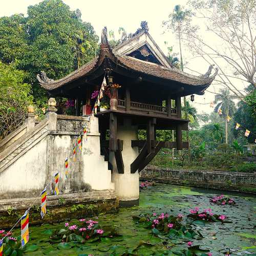 One Pillar Pagoda, Vietnam