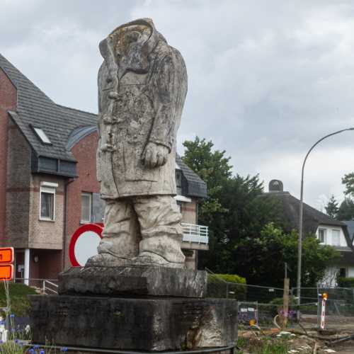 Duffel Coat Statue, Belgium