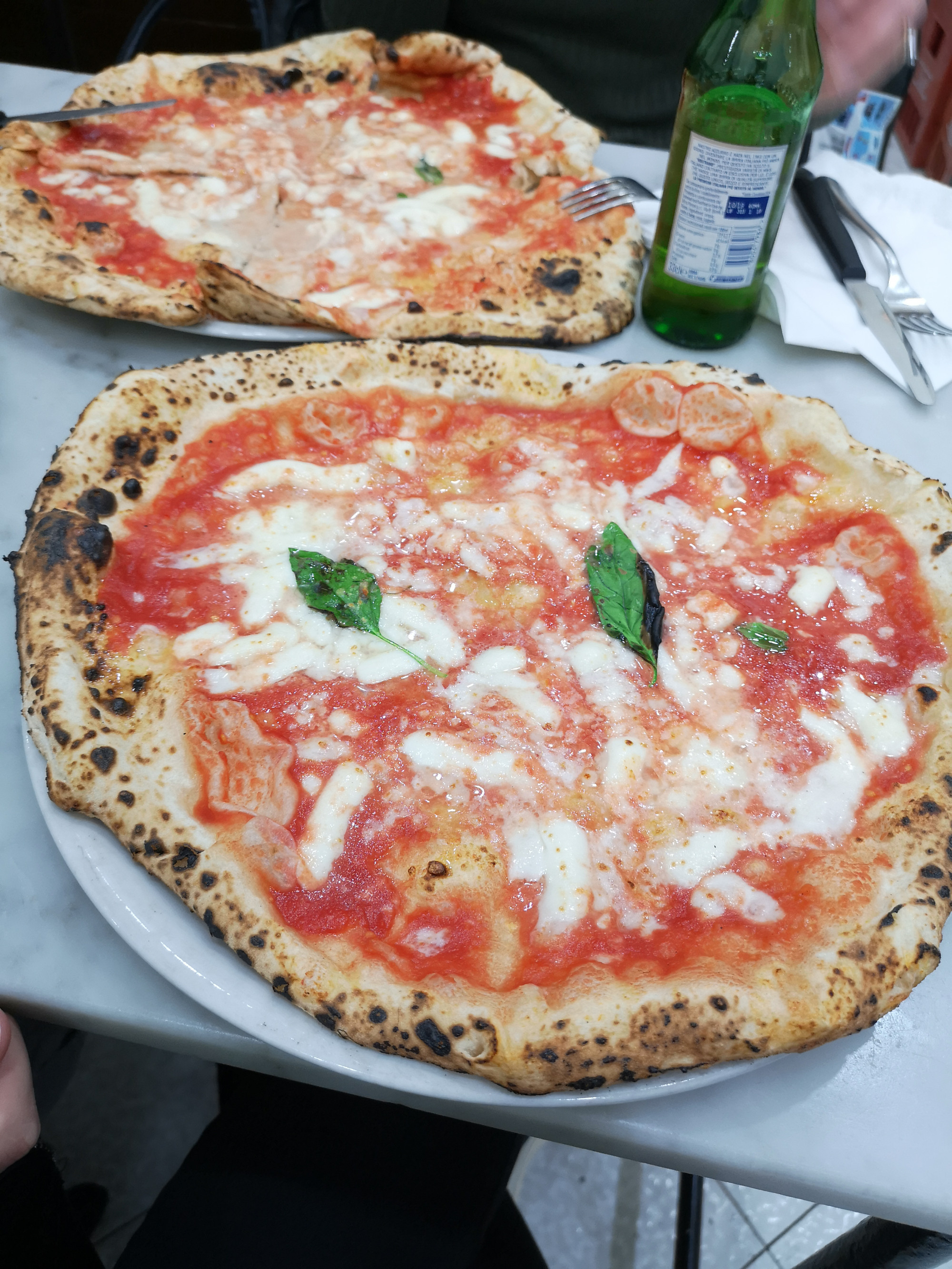 L'antica pizzeria da Michele- Eat, pray, love