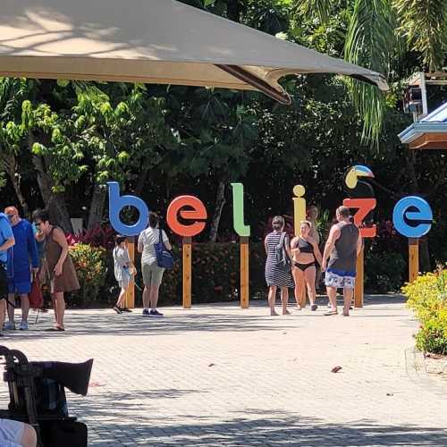 Harvest Caye, Belize