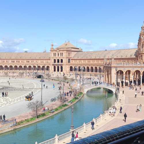 Plaza de Sevilla 