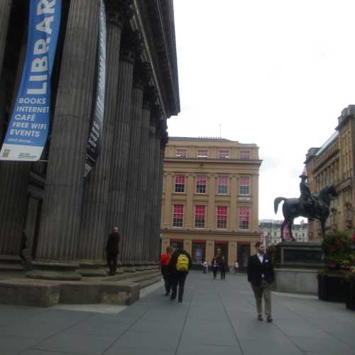 The Gallery of Modern Art (GoMA)