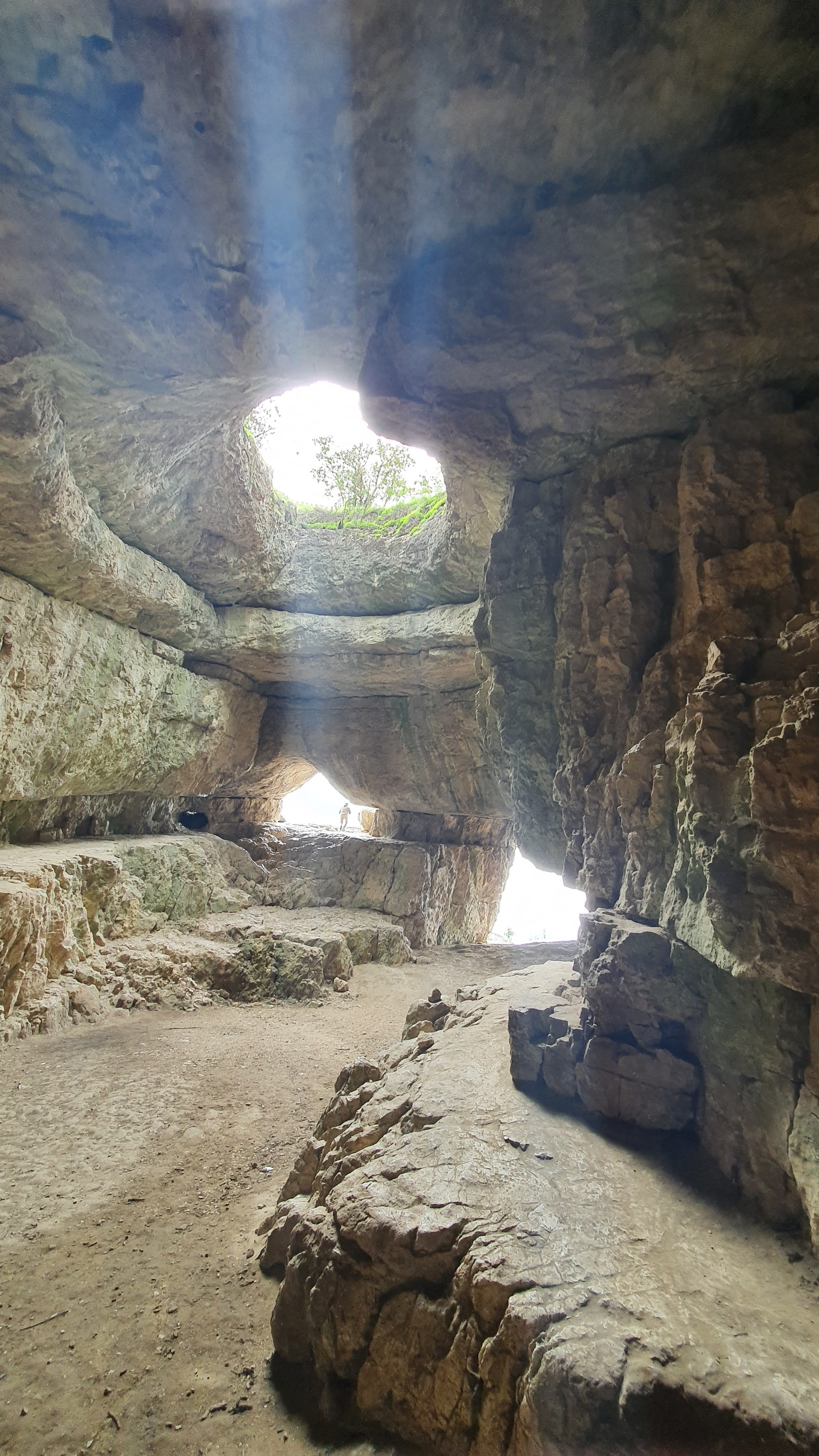 Selm cave, Венгрия