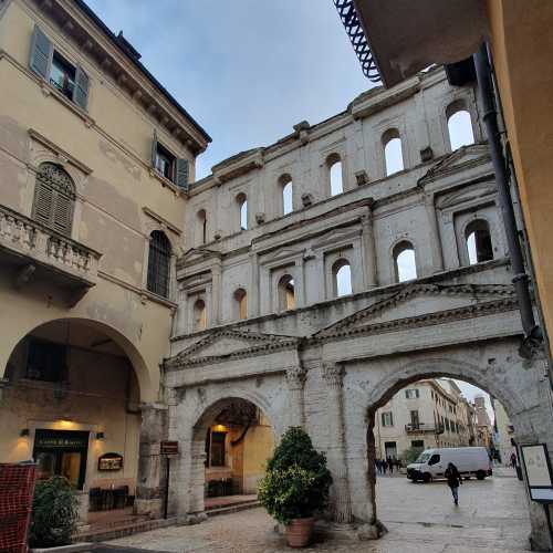 Porta dei Borsari, Italy
