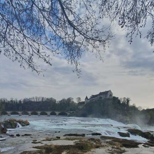 Рейнский водопад, Швейцария