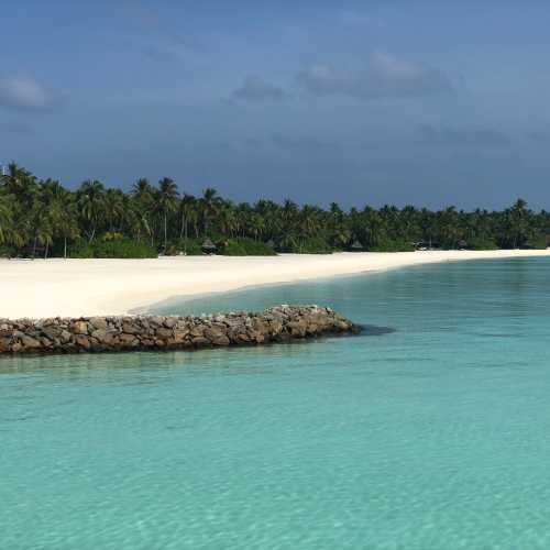 Reethi Rah (North Male Atoll), Мальдивские о-ва
