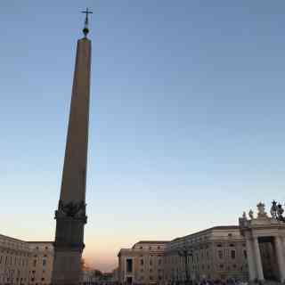 Obelisco Vaticano photo