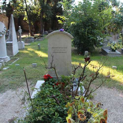 Joseph Brodsky grave, Italy