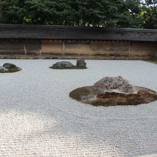 Ryoanji Temple photo