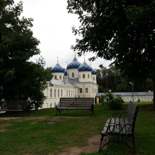 Свято-Юрьев монастырь, Россия