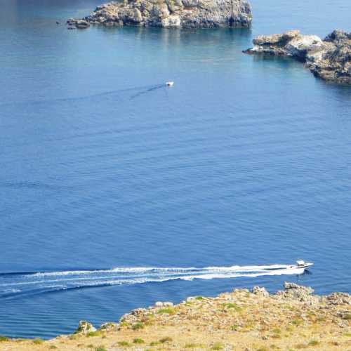 Пляж в Родос-Линдос, Родос, один из островов Додеканес в Эгейском море, Греция