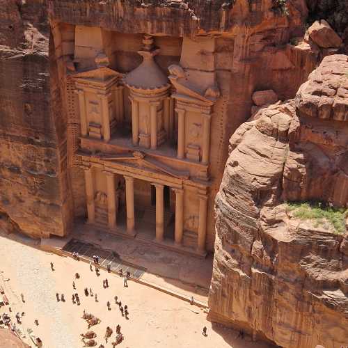 Petra, Treasury
