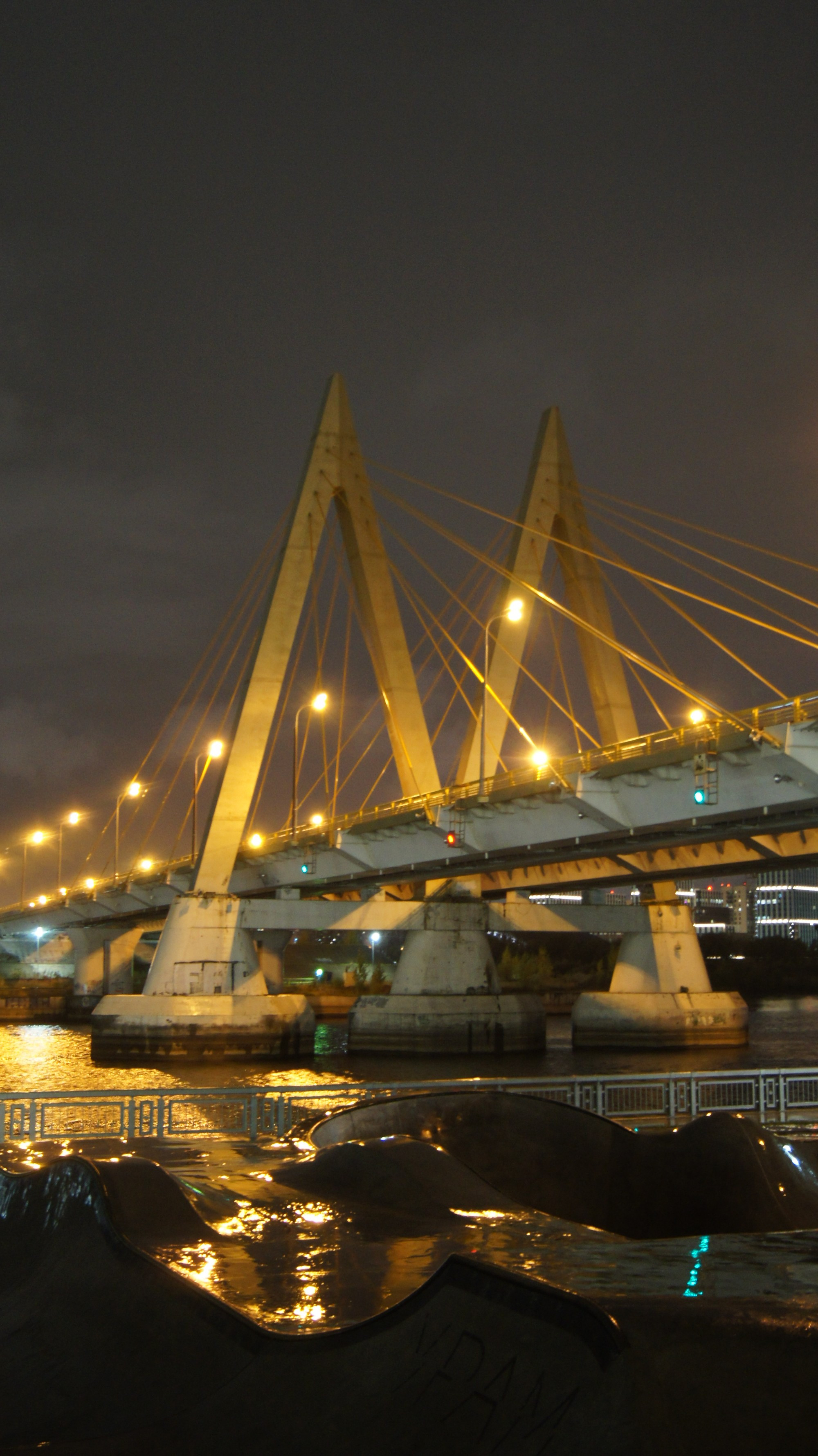 Мост Миллениум, Russia
