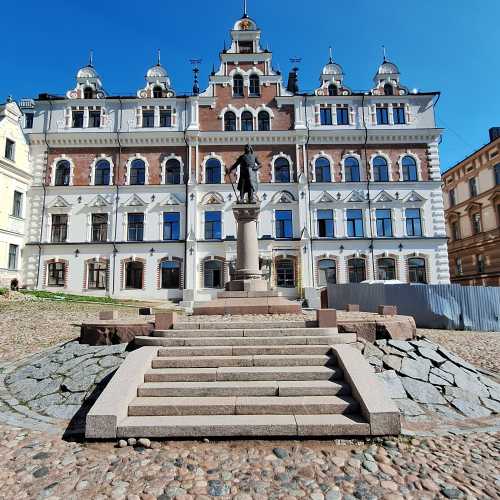 Торгильс Кнутссон, Russia