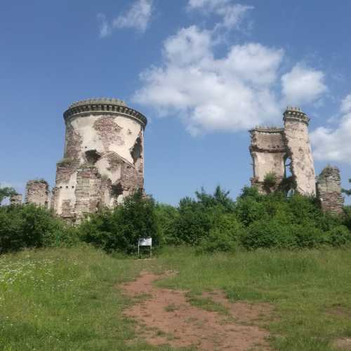 Червоноградский замок, Украина
