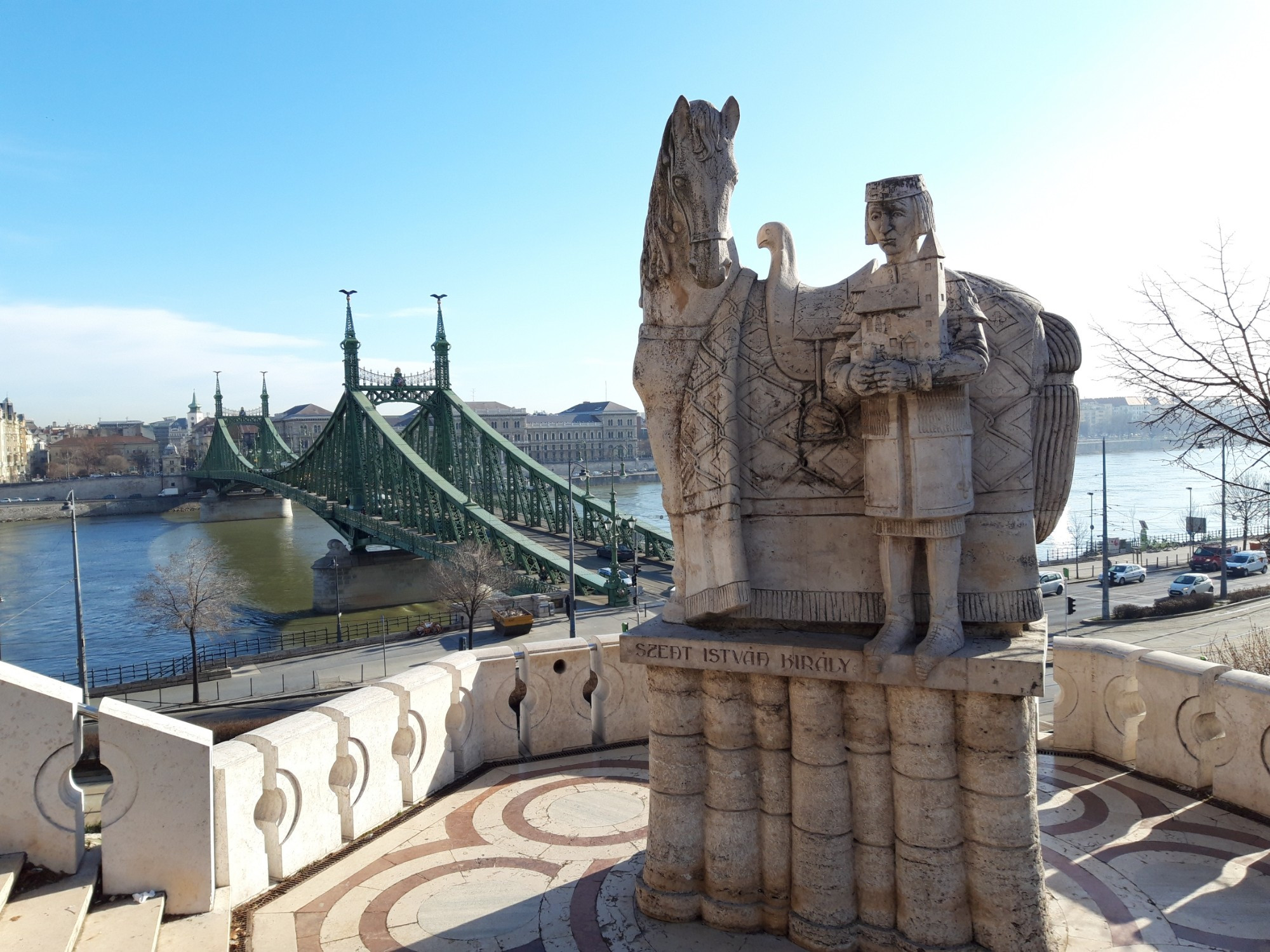 Памятник Св. Иштвану и Мост Свободы, г. Будапешт