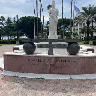 Princes Wilhelmina Statue photo