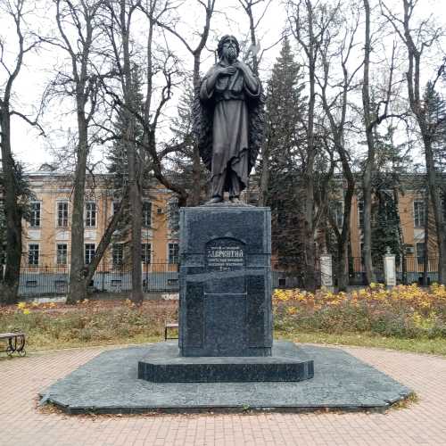 Памятник святому блаженному Лаврентию, Russia