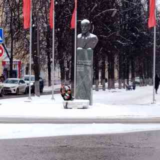 Памятник Чичерину photo