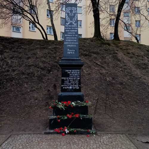 Мемориал «Яма» (обелиск, Беларусь
