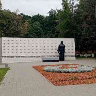 Монумент тулякам — Героям Советского Союза photo