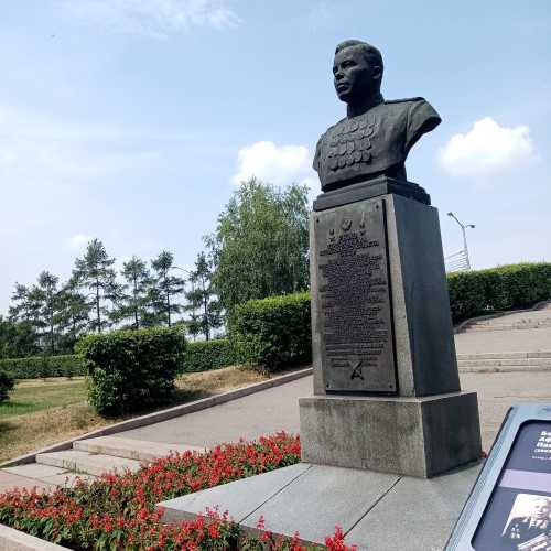 Statue of Army General Afanasy Beloborodov photo