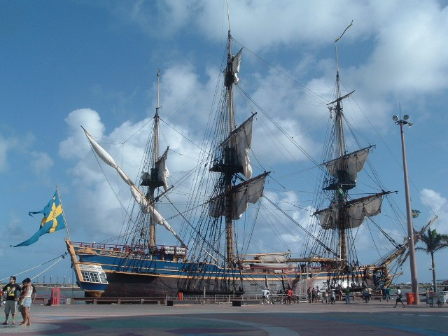 Galeão sueco ancorado