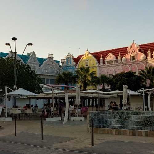 Daniel Leo Square, Aruba
