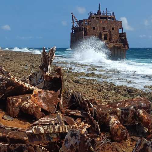 Shipwreck, Антильские о-ва