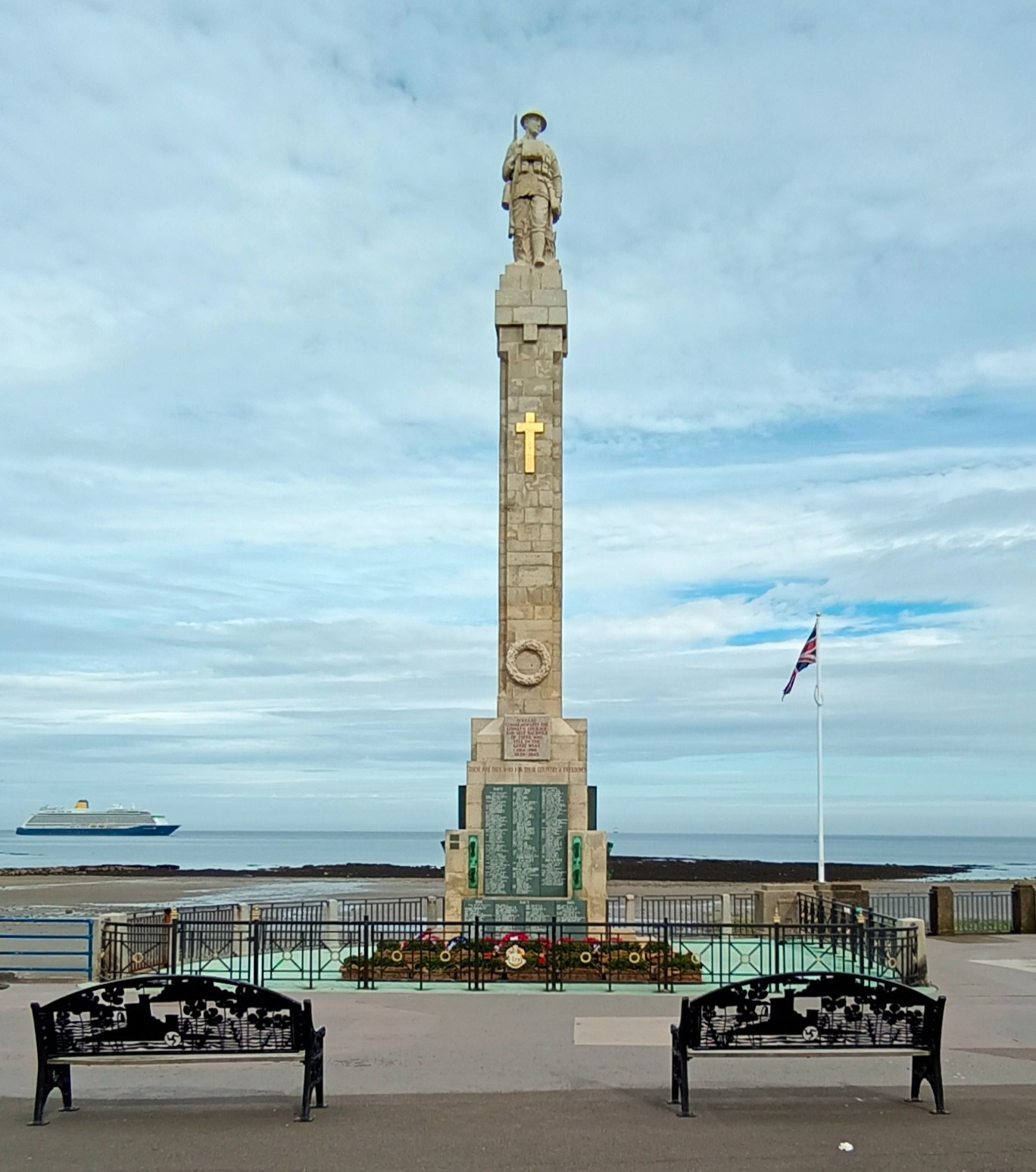 Dead Soldiers Memorial, Мэн о-в