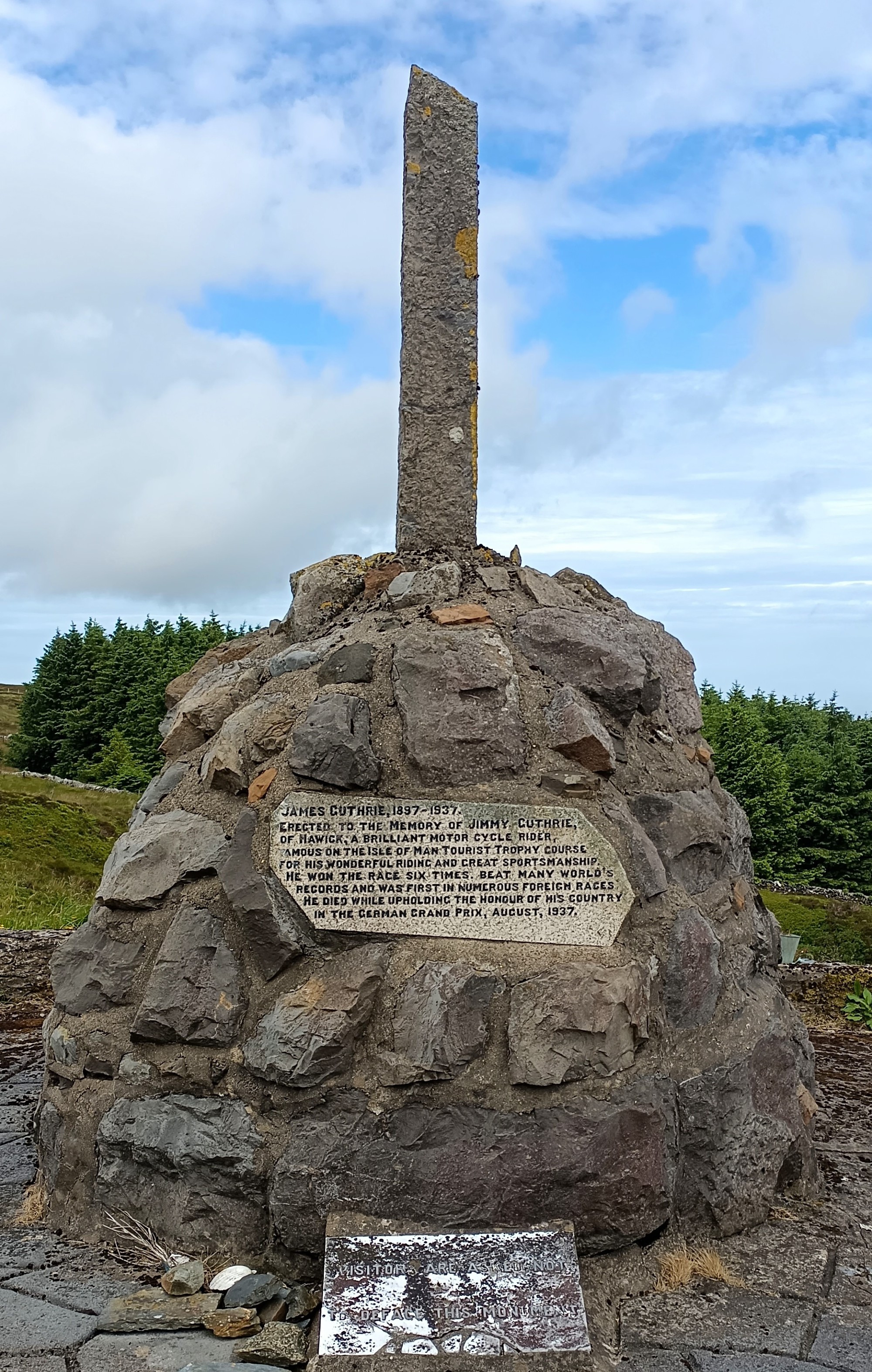 Guthrie's Memorial, Мэн о-в