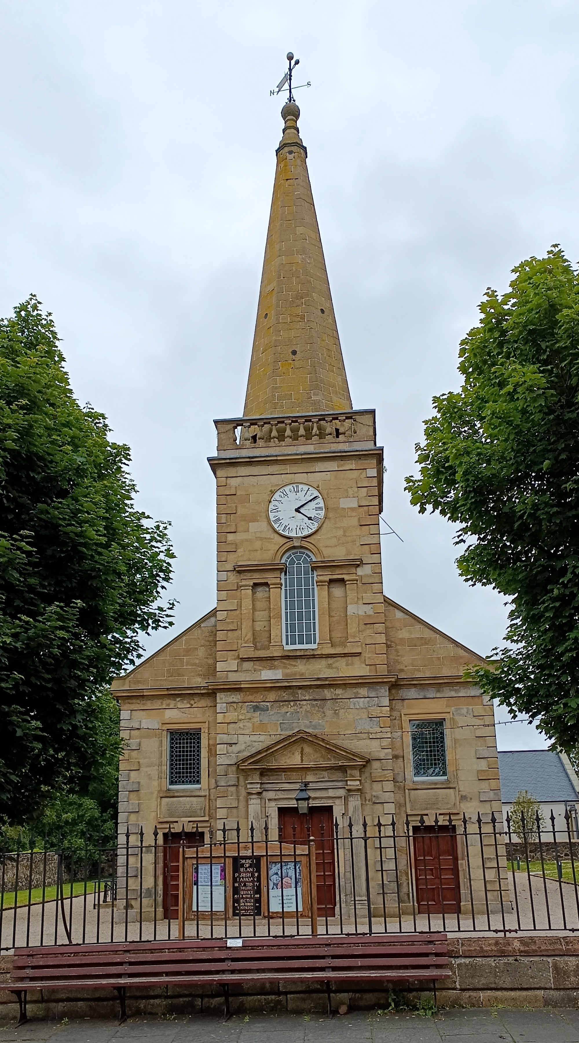 Holy Trinit Church, Великобритания