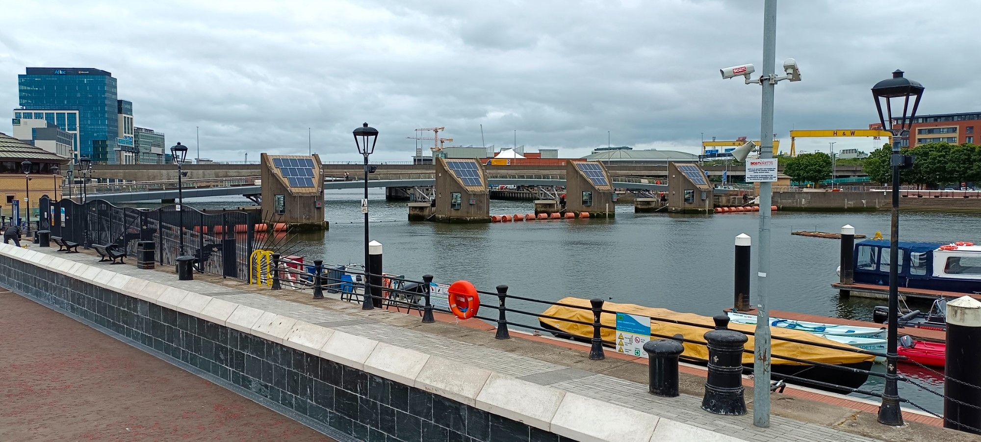 Lagan Weir Footbridge, Великобритания