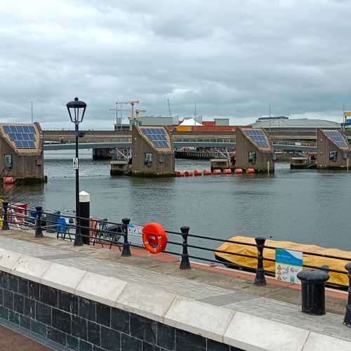 Lagan Weir Footbridge, Великобритания