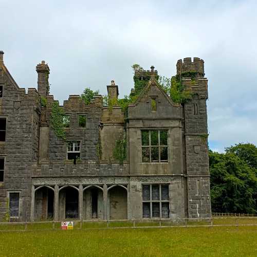 Saunderson Castle, Ireland