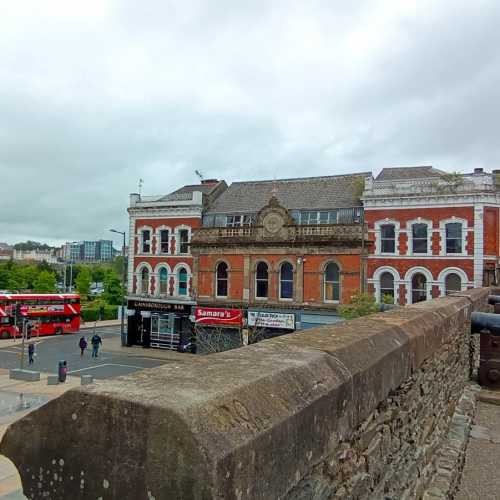 Shipquay Gate, Великобритания