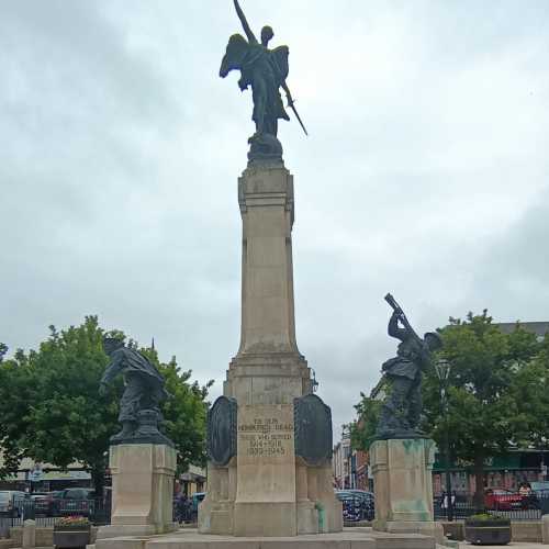 Memorial of WW1 and WW2, United Kingdom