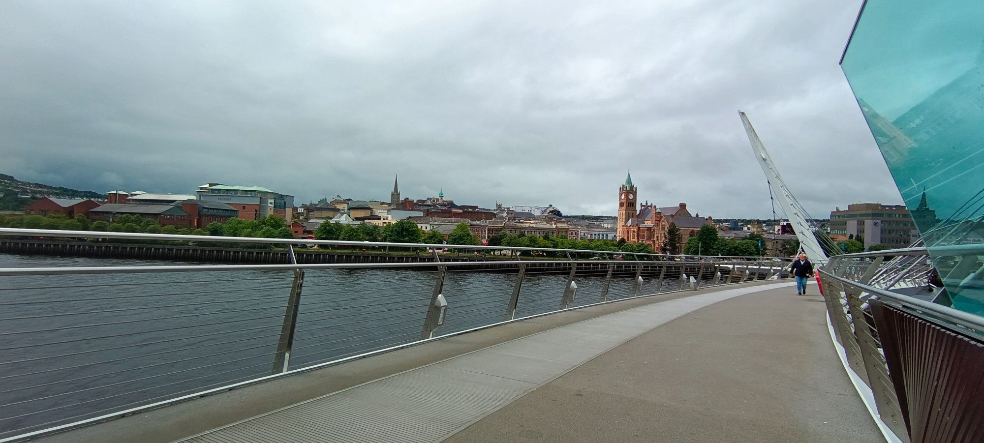 The Peace Bridge, Великобритания