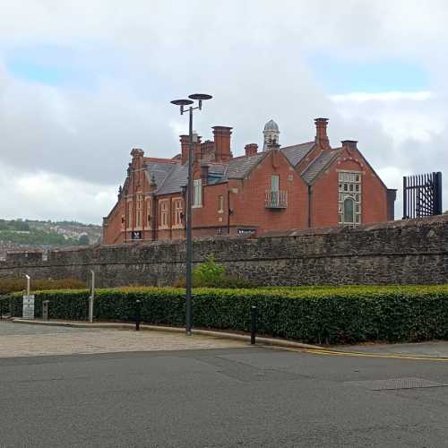 Bishop Gate, United Kingdom