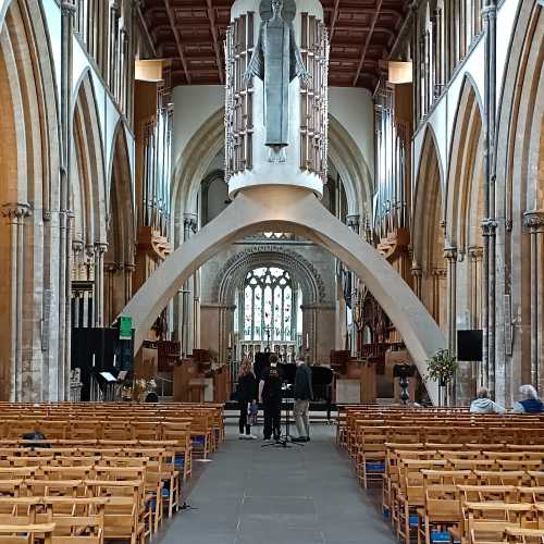 Llandaff Cathedral, Великобритания