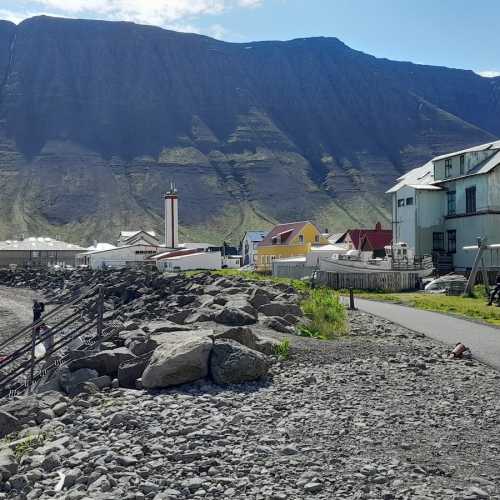 City Beach, Iceland