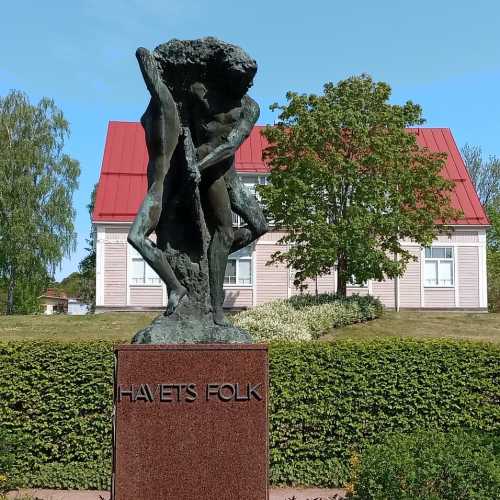 Havets Folk Monument, Finland