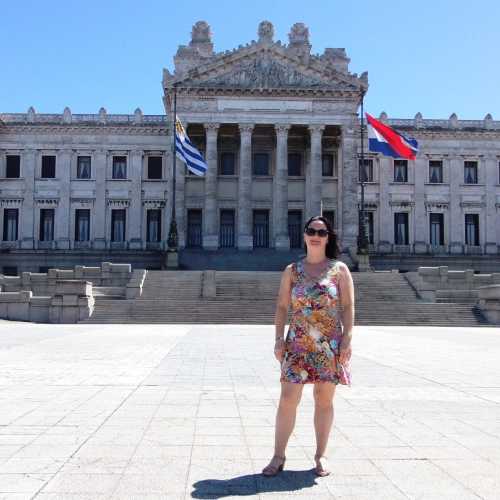 Palacio Legislativo, Uruguay