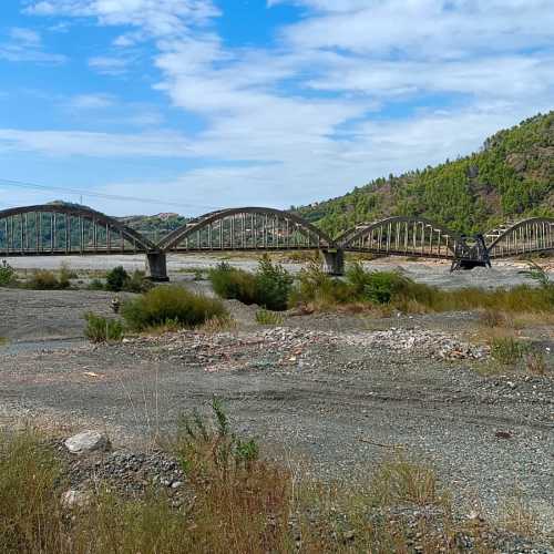 Ura e Zogut Bridge, Albania