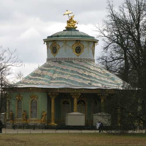 Chinese House, Германия